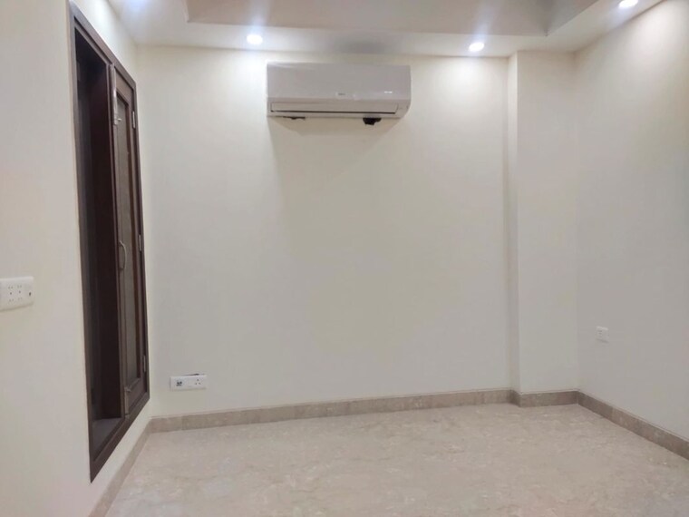Room, kailash hills 3 Bedroom 1158 Sq.Ft. Builder Floor In Kailash Hills Delhi 10349982