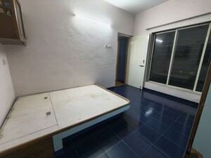 Room in 2 BHK Apartment at Anand Nagar – for Rent