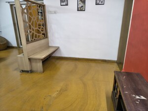Room in 2 BHK Apartment at Anand Nagar – for Rent