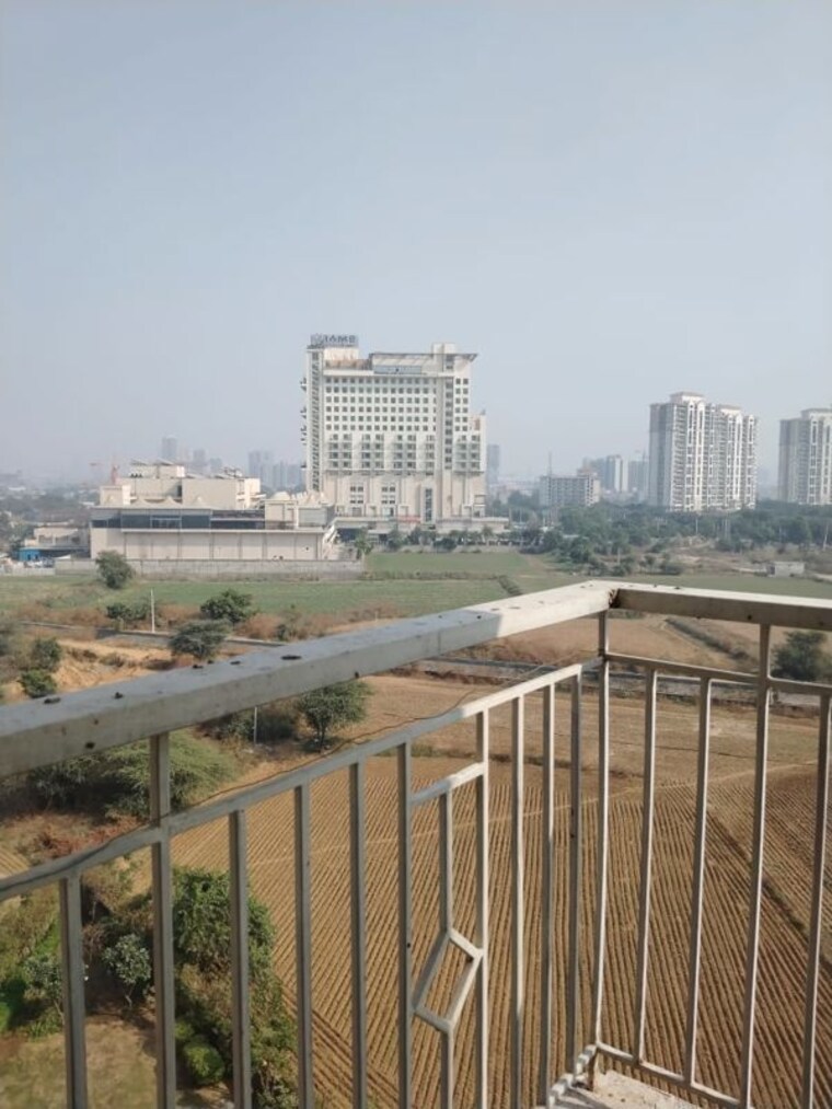 Exterior View, shree-vardhman-green-court 1 Bedroom 326 Sq.Ft. Apartment In Sector 90 Gurgaon 10350019
