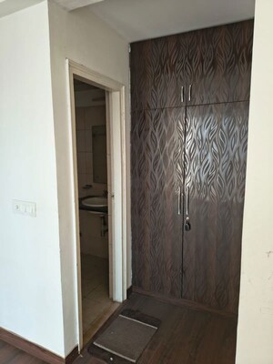 Room in 3.5 BHK Apartment at 3C Orris Greenopolis, Sector 89 – for Sale