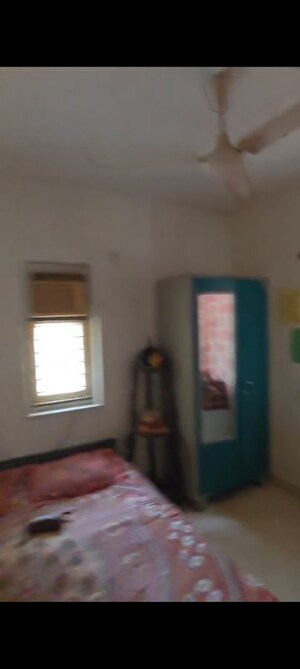 Room in 2 BHK Apartment at Marol – for Rent