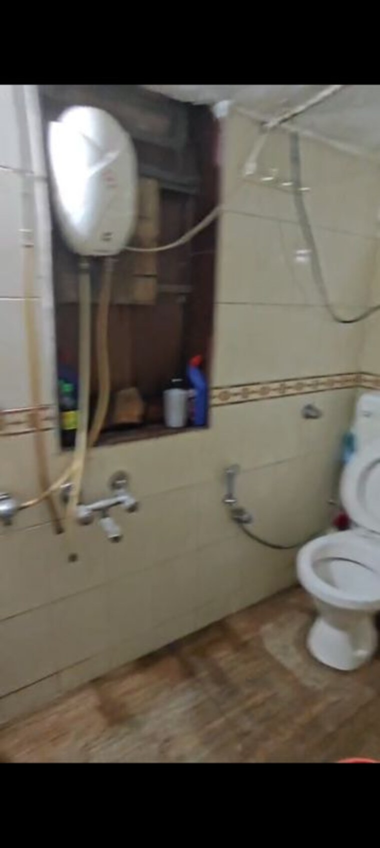 Bathroom, marol 2 Bedroom 600 Sq.Ft. Apartment In Marol Mumbai 10350049