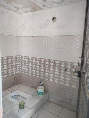 Bathroom in 2 BHK Builder Floor at Pratap Nagar – for Rent