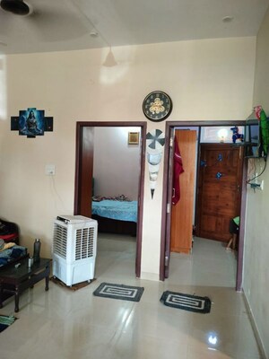 Furnished Amenities in 2 BHK Builder Floor at Pratap Nagar – for Rent