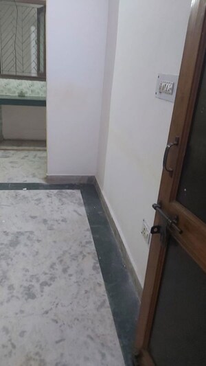 1.5 BHK Builder Floor For Rent in Mayur Vihar