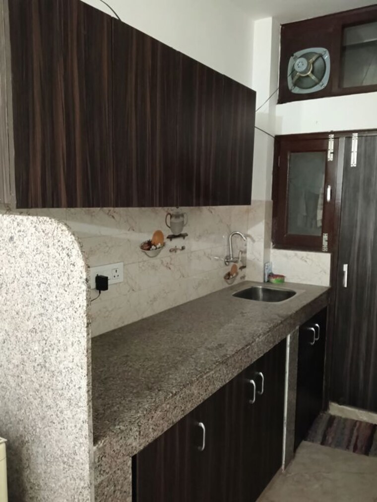 Kitchen, malviya nagar 2 Bedroom 60 Sq.Yd. Builder Floor In Malviya Nagar Delhi 10350091