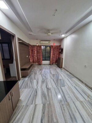Hall in 2 BHK Apartment at Raheja Complex, Malad East – for Rent