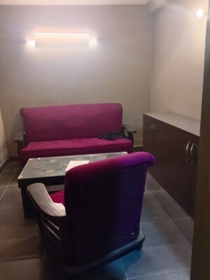 Bedroom in 1 BHK Builder Floor at Malviya Nagar – for Rent