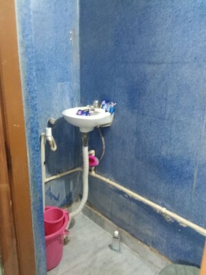 Furnished Amenities in 1 BHK Builder Floor at Malviya Nagar – for Rent