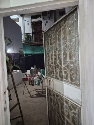 Balcony in 1.5 BHK Apartment at Mayur Vihar – for Rent