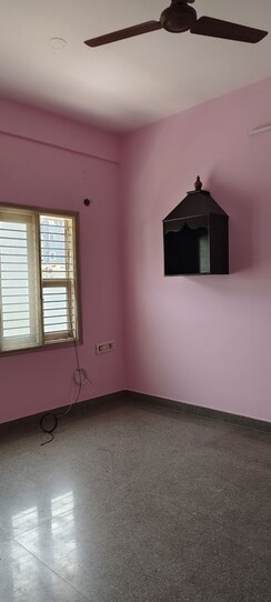 1 BHK Builder Floor For Rent in Halasuru