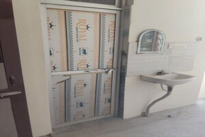 Bathroom in 2 BHK Builder Floor at Kalyanpur – for Rent