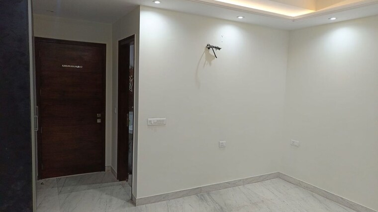Room, patel nagar 2 Bedroom 1000 Sq.Ft. Builder Floor In Patel Nagar Delhi 10350131