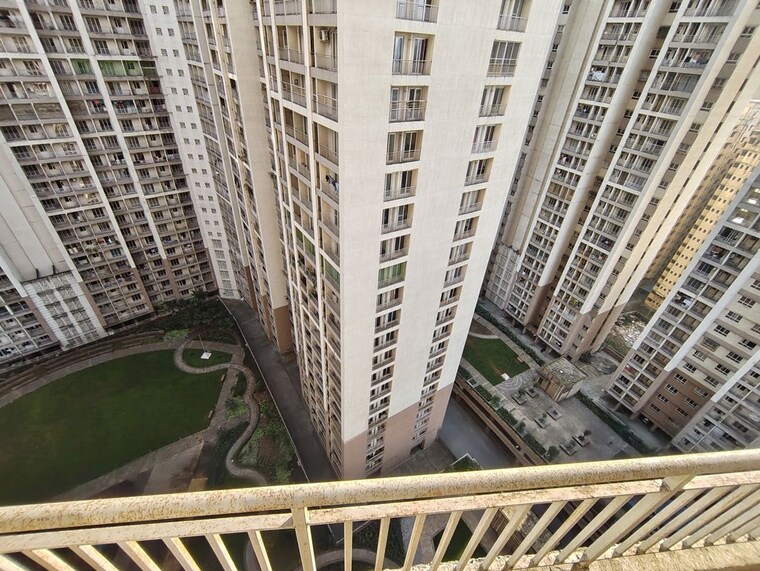 Exterior View, indiabulls-greens 3 Bedroom 1250 Sq.Ft. Apartment In New Panvel Navi Mumbai 10350129