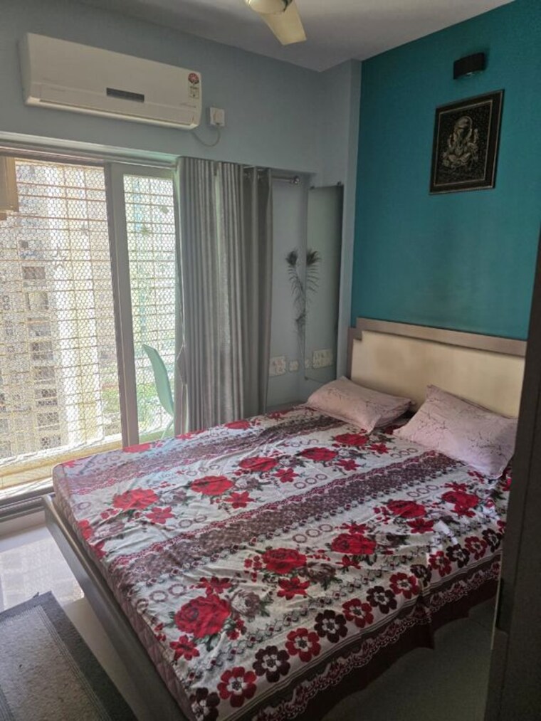 Bedroom, prakruti-pearl 3 Bedroom 1050 Sq.Ft. Apartment In Ghodbunder Road Thane 10350135