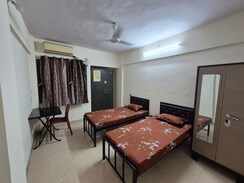 Pg For Rent in Mankur