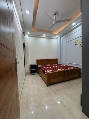 Bedroom in 2 BHK Apartment at Chattarpur – for Rent