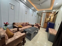 2 BHK + Servant Room,Extra Room Apartment For Rent in Chattarpur
