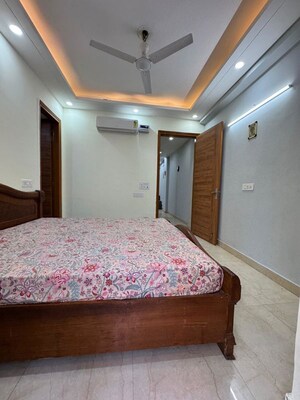 Bedroom in 2 BHK Apartment at Chattarpur – for Rent