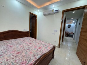Bedroom in 2 BHK Apartment at Chattarpur – for Rent