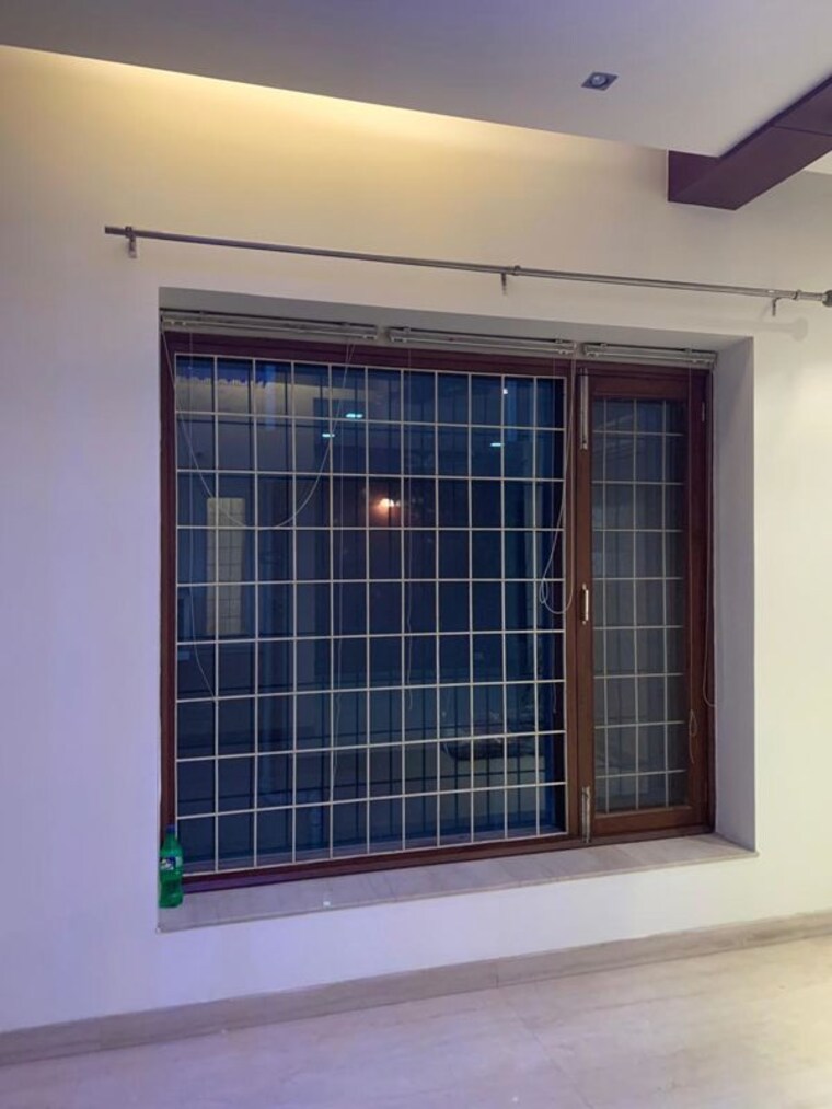 Room, kailash colony 3 Bedroom 2500 Sq.Ft. Builder Floor In Kailash Colony Delhi 10350177