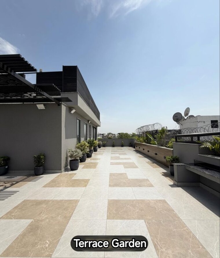 Exterior View, masjid moth 3 Bedroom 217 Sq.Yd. Builder Floor In Masjid Moth Delhi 10350159