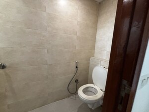 Bathroom in 3 BHK Apartment at Jaypee Imperial Court, Sector 128 – for Rent