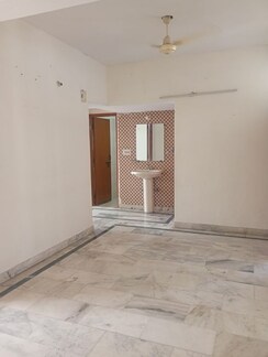 3 BHK + Servant Room Apartment For Rent in Sector 12 Dwarka