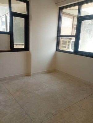 Room in 3 BHK Apartment at Sector 12 Dwarka – for Rent