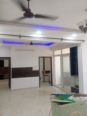 Hall in 3 BHK Apartment at Sector 7 Dwarka – for Rent