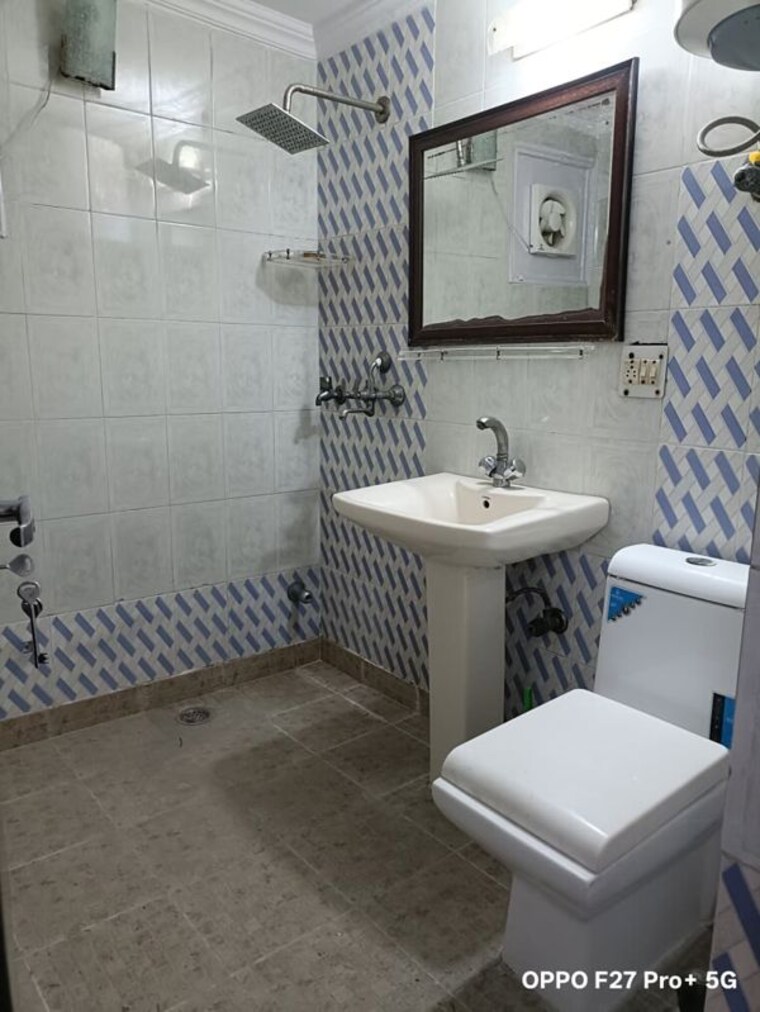 Bathroom, sector 6 dwarka 3 Bedroom 1800 Sq.Ft. Apartment In Sector 6 Dwarka Delhi 10350193