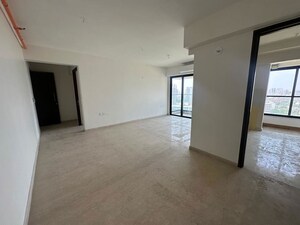 2 BHK Apartment For Rent in Gurukrupa Dhyanam, Versova