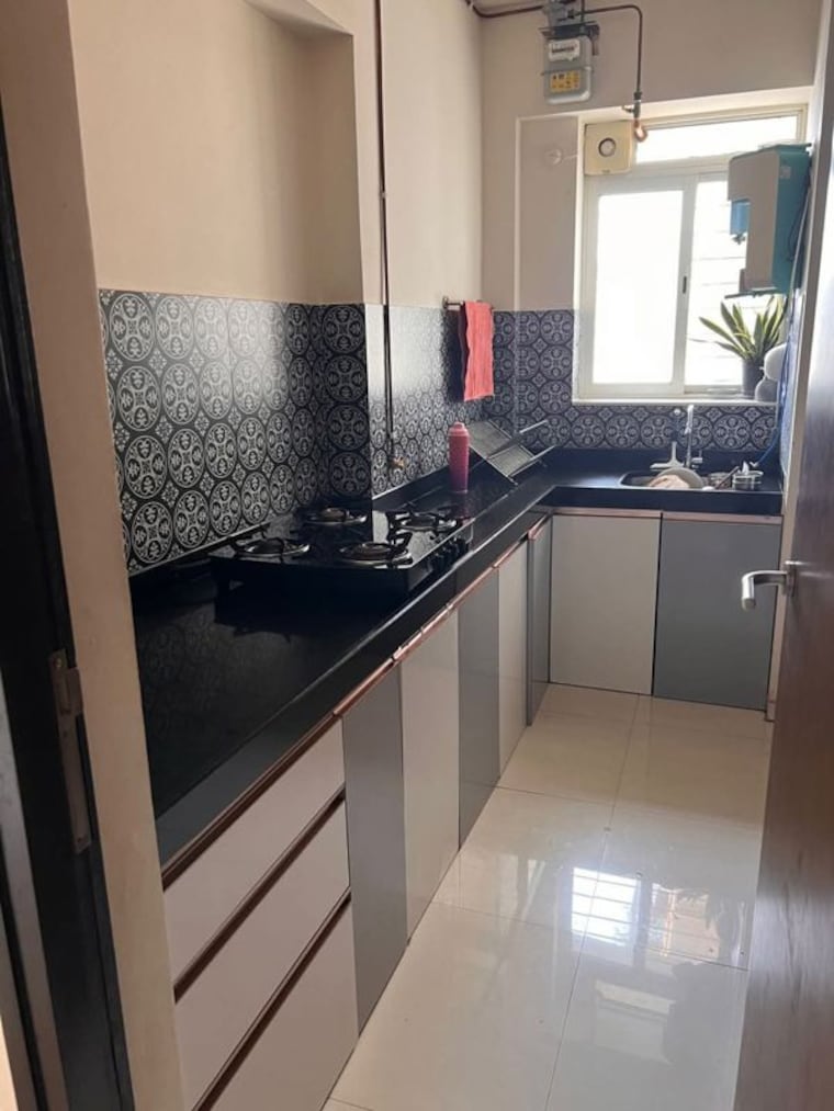 Kitchen, puranik-aarambh 1 Bedroom 700 Sq.Ft. Apartment In Ghodbunder Road Thane 10350230
