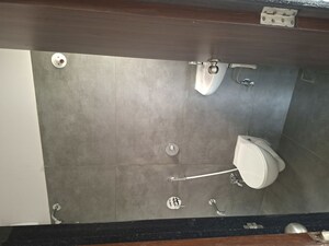 Furnished Amenities in 1.5 BHK Apartment at Raunak Unnathi Greens, Kasarvadavali – for Rent