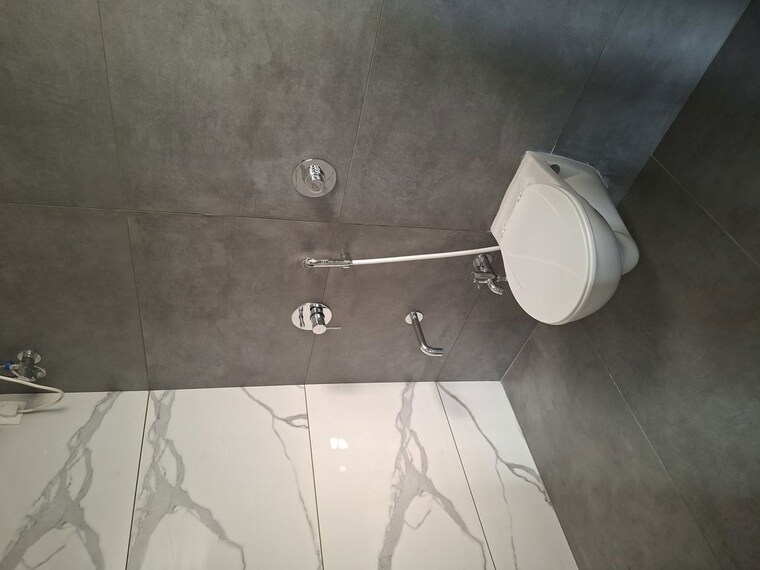 Bathroom, raunak-unnathi-greens 2 Bedroom 900 Sq.Ft. Apartment In Kasarvadavali Thane 10350234