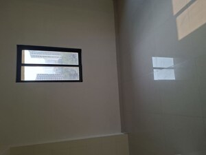 Furnished Amenities in 2 BHK Apartment at Raunak Unnathi Greens, Kasarvadavali – for Rent