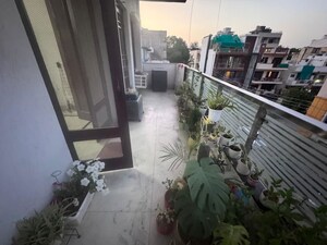 Balcony in 3 BHK Builder Floor at Sector 35 – for Rent