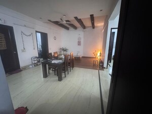 Living Room in 3 BHK Builder Floor at Sector 35 – for Rent
