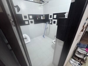 Team Area in 3 BHK Builder Floor at Sector 35 – for Rent