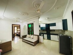 3 BHK + Pooja Room Builder Floor For Rent in Sector 40