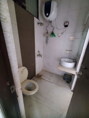 Bathroom in 3 BHK Builder Floor at Sector 40 – for Rent