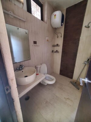 Bathroom in 3 BHK Builder Floor at Sector 40 – for Rent