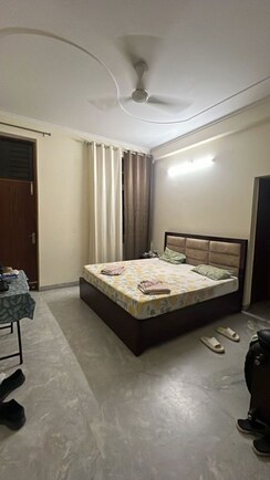 3 BHK + Pooja Room Builder Floor For Rent in Sector 40