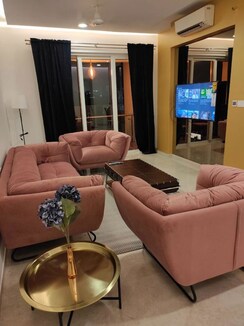 3.5 BHK + Servant Room Apartment For Sale in Lodha Fiorenza