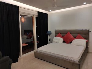 Bedroom in 3.5 BHK Apartment at Lodha Fiorenza, Goregaon East – for Sale