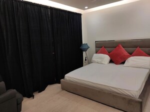 Bedroom in 3.5 BHK Apartment at Lodha Fiorenza, Goregaon East – for Sale