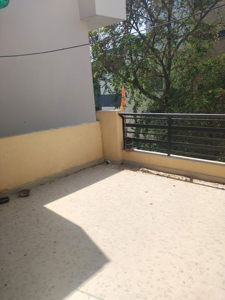 Balcony, sector 40 2 Bedroom 1400 Sq.Ft. Builder Floor In Sector 40 Gurgaon 10350329