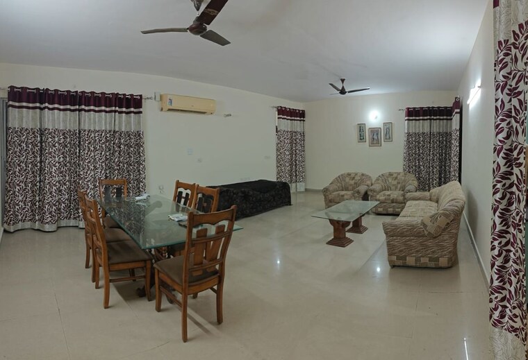 Living Room, ansal-celebrity-meadows 3 Bedroom 1680 Sq.Ft. Apartment In Sushant Golf City Lucknow 10350332