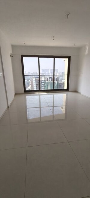 Room in 2 BHK Apartment at Naman Habitat, Andheri West – for Sale